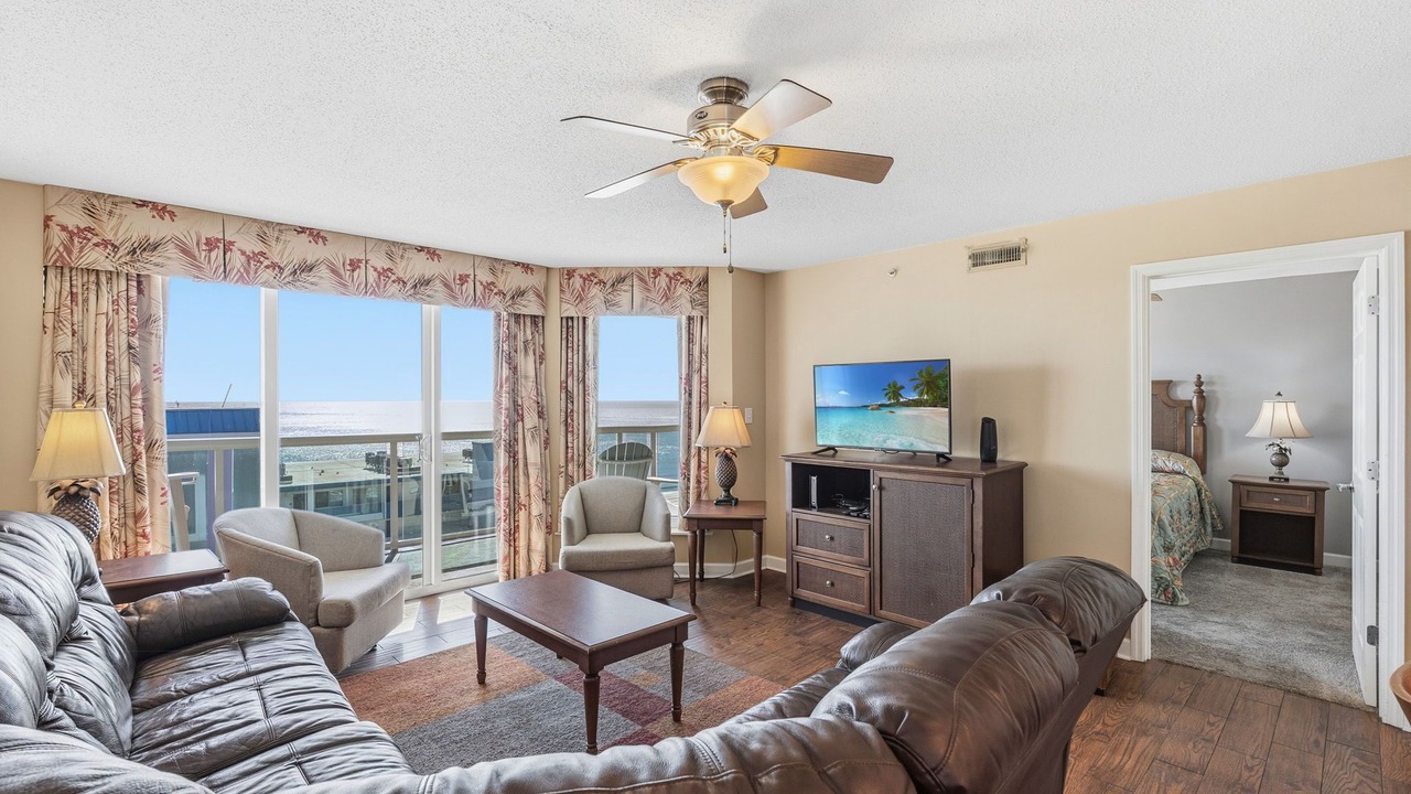 Photo of Livingroom in Crescent Beach
