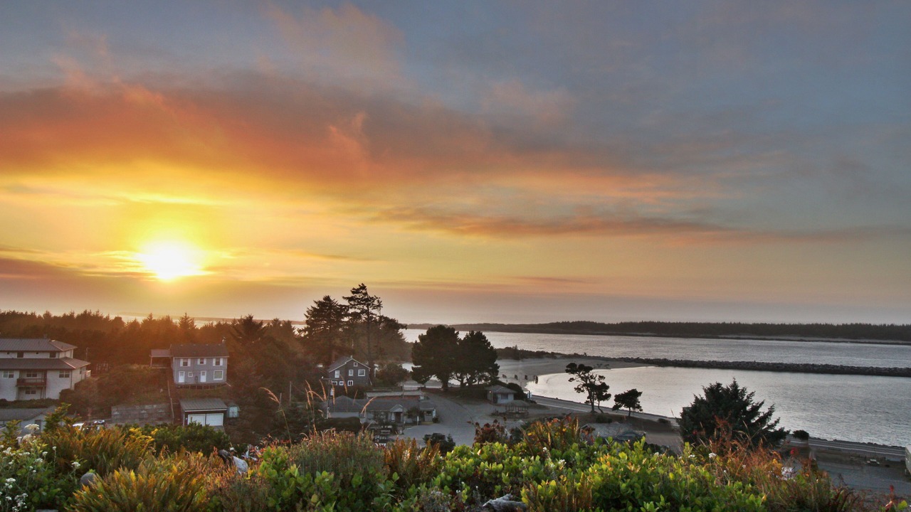 Photo of Others in Winchester Bay