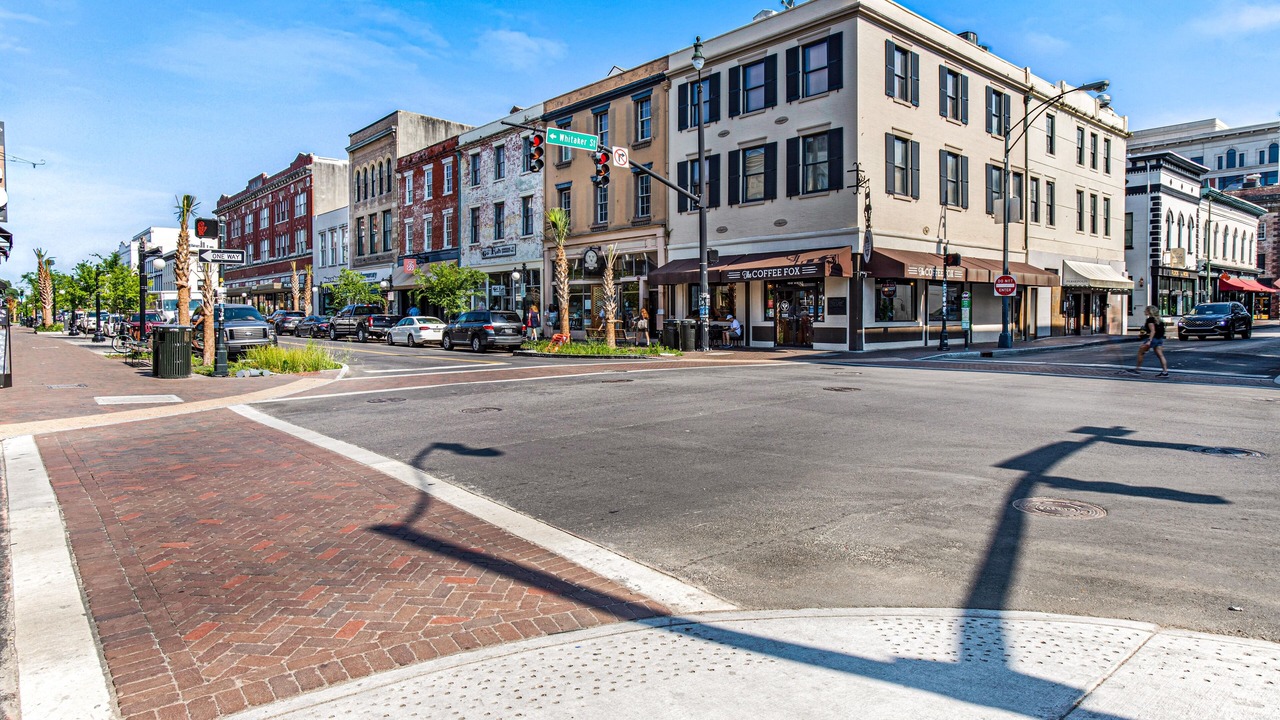 Photo of Others in Historic District - North