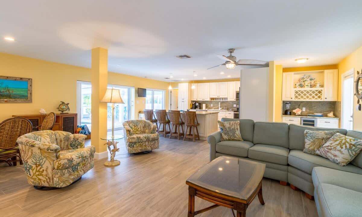 Photo of Livingroom in Key Colony Beach