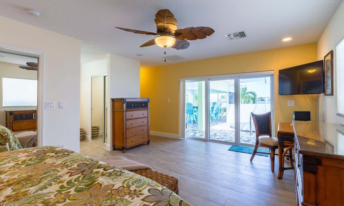 Photo of Bedroom in Key Colony Beach