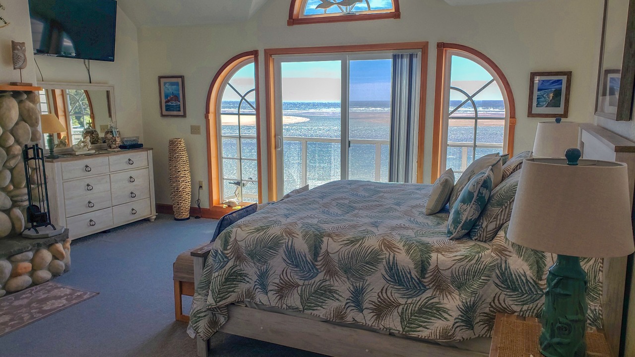 Photo of Bedroom in Netarts