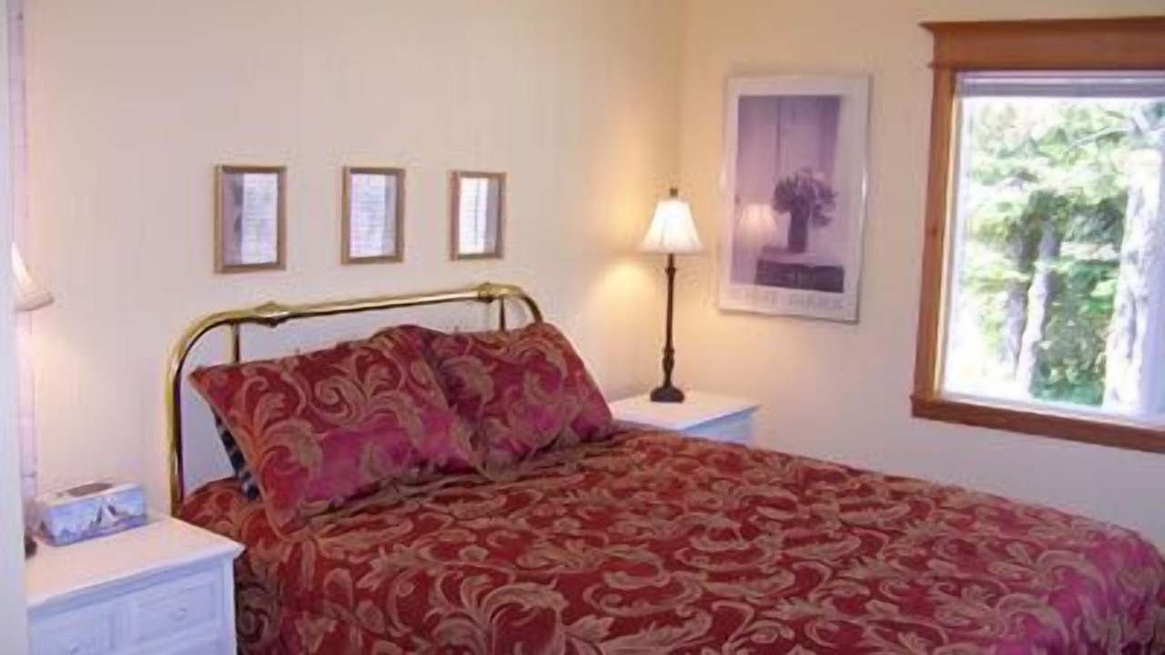 Photo of Bedroom in Seal Rock