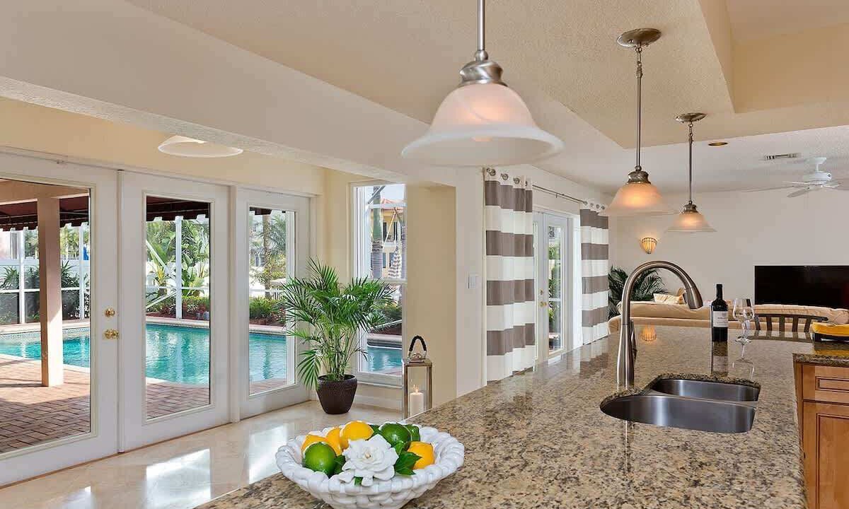 Photo of Others in Tropic Isle