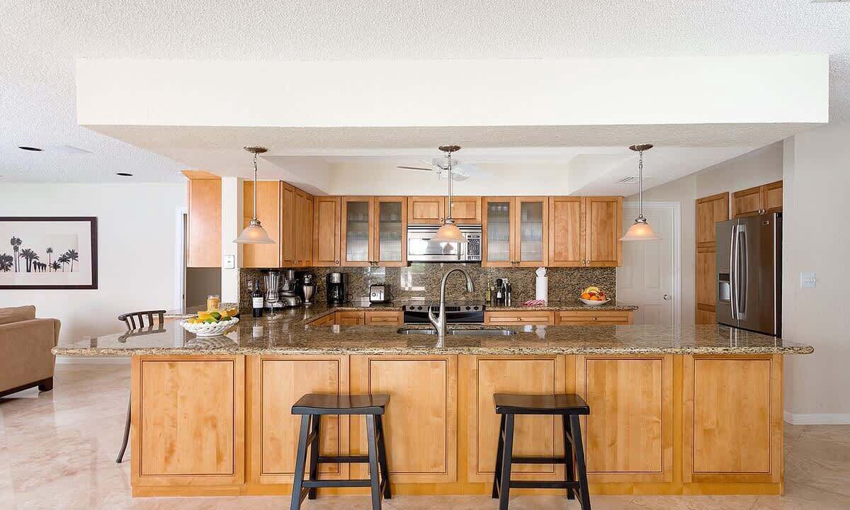 Photo of Kitchen in Tropic Isle