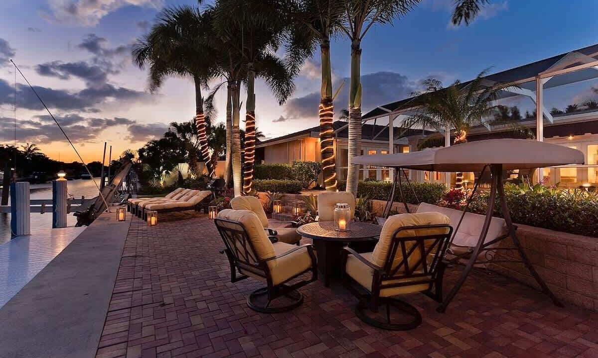 Photo of Outdoor in Tropic Isle