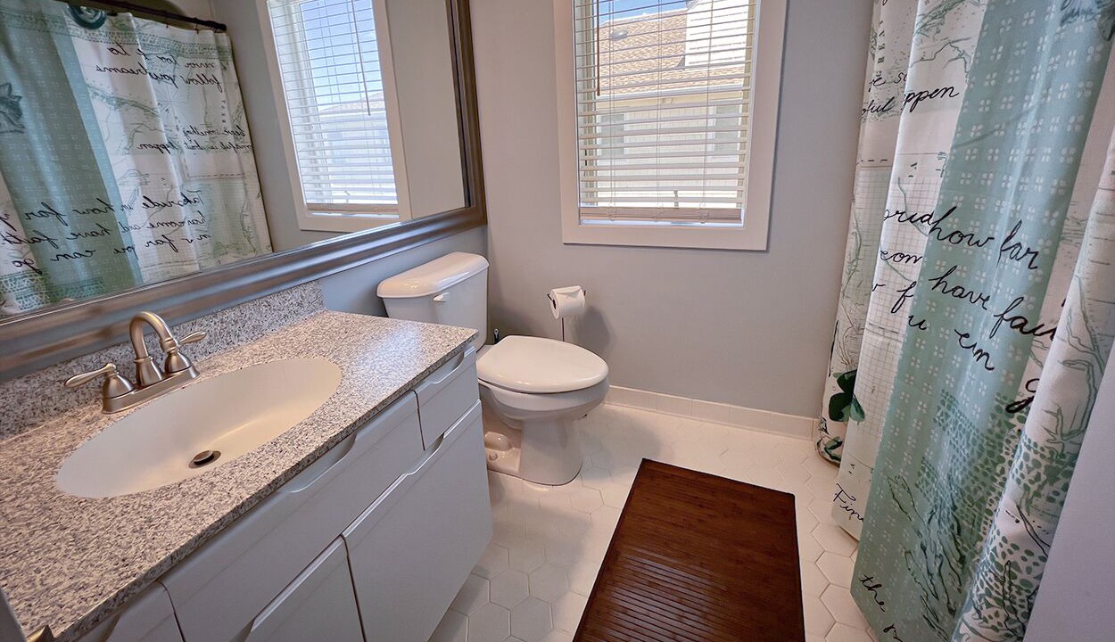 Photo of Bathroom in Shell Island