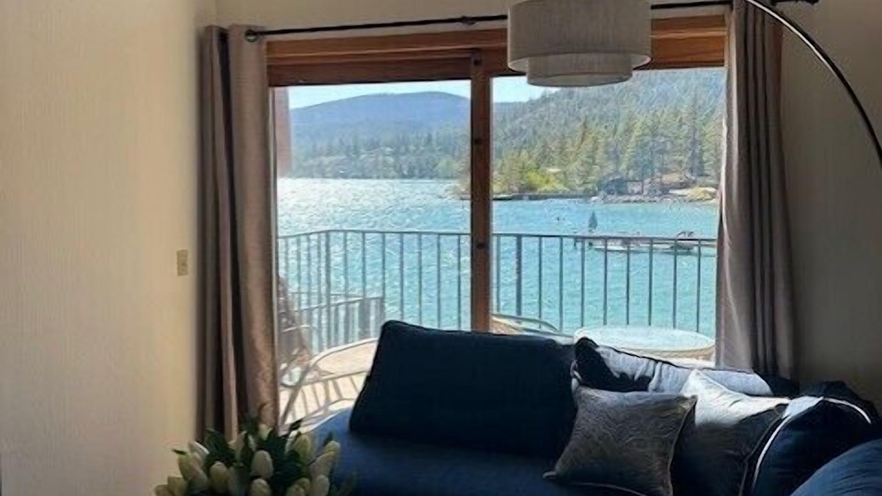 Photo of Livingroom in Tahoe Vista