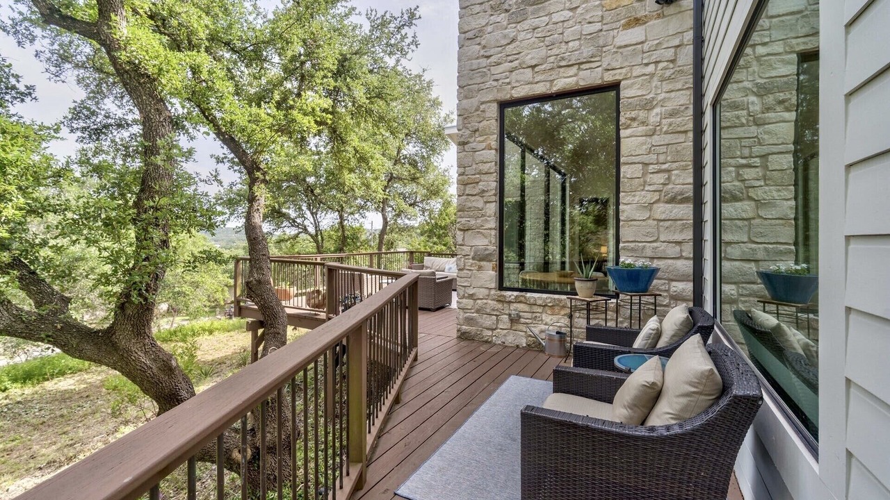 Photo of Outdoor in High Oaks