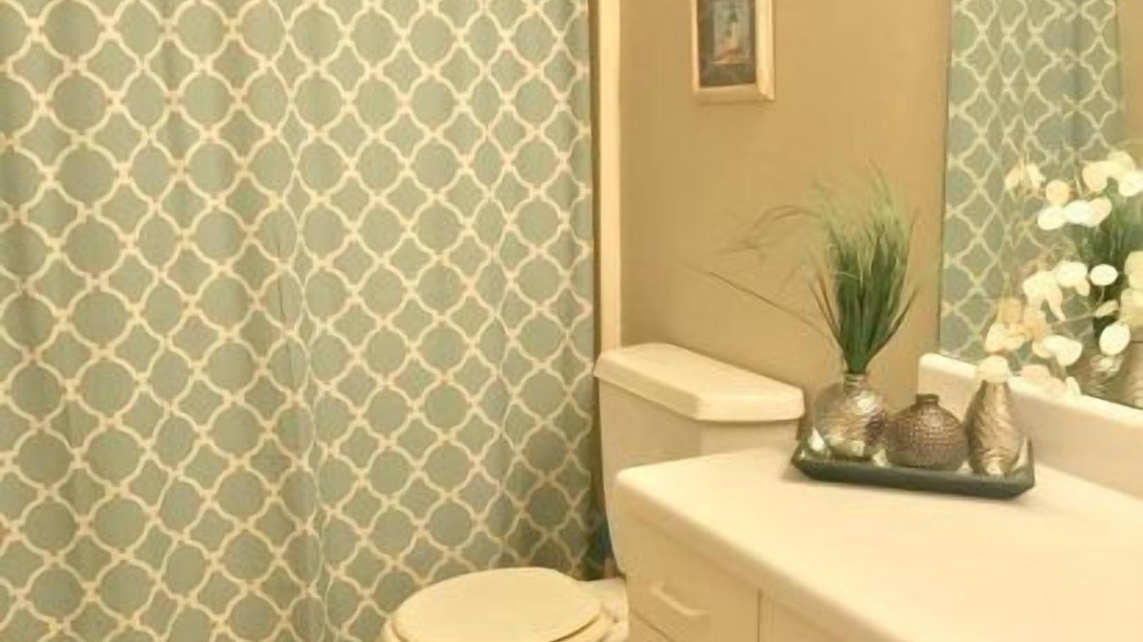 Photo of Bathroom in Orange Beach