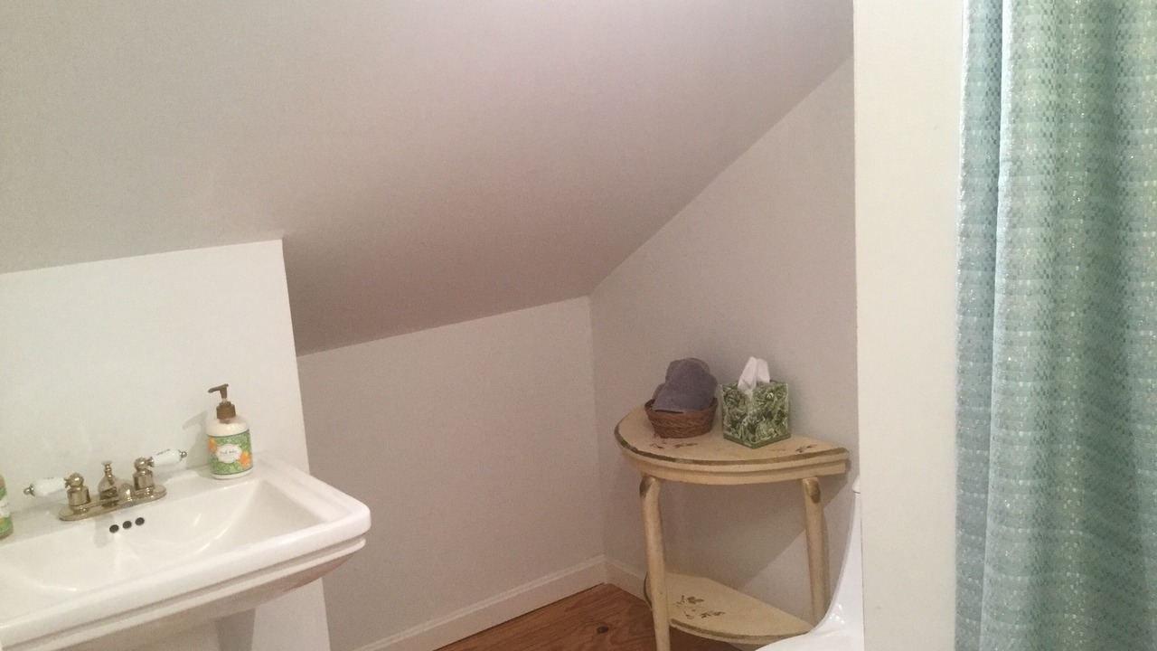 Photo of Bathroom in Leavenworth