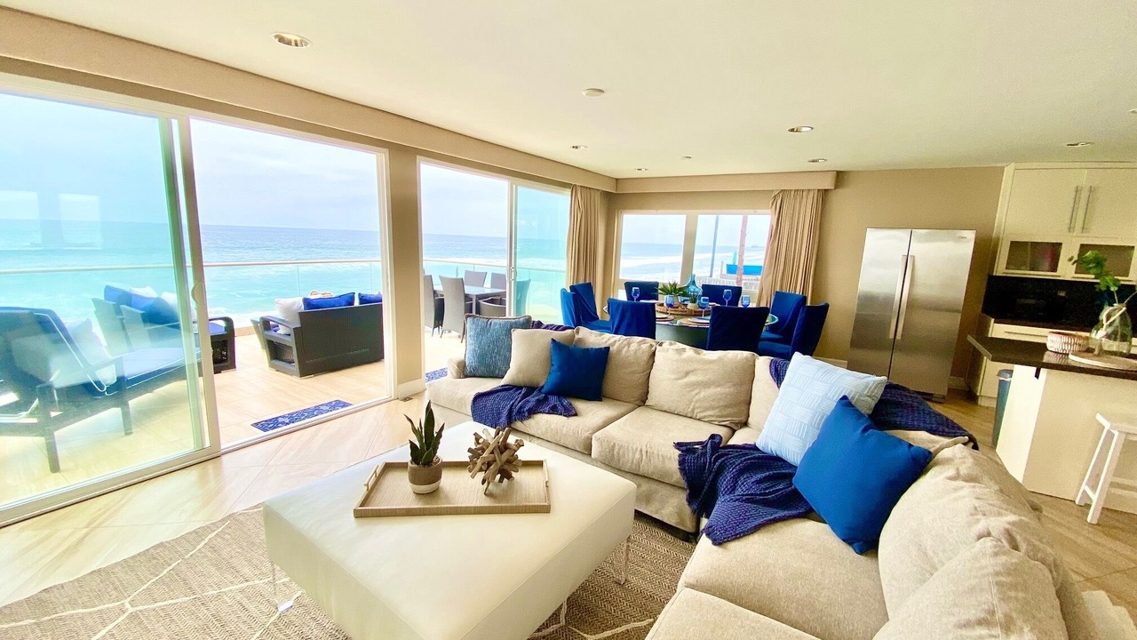 Photo of Livingroom in South Oceanside