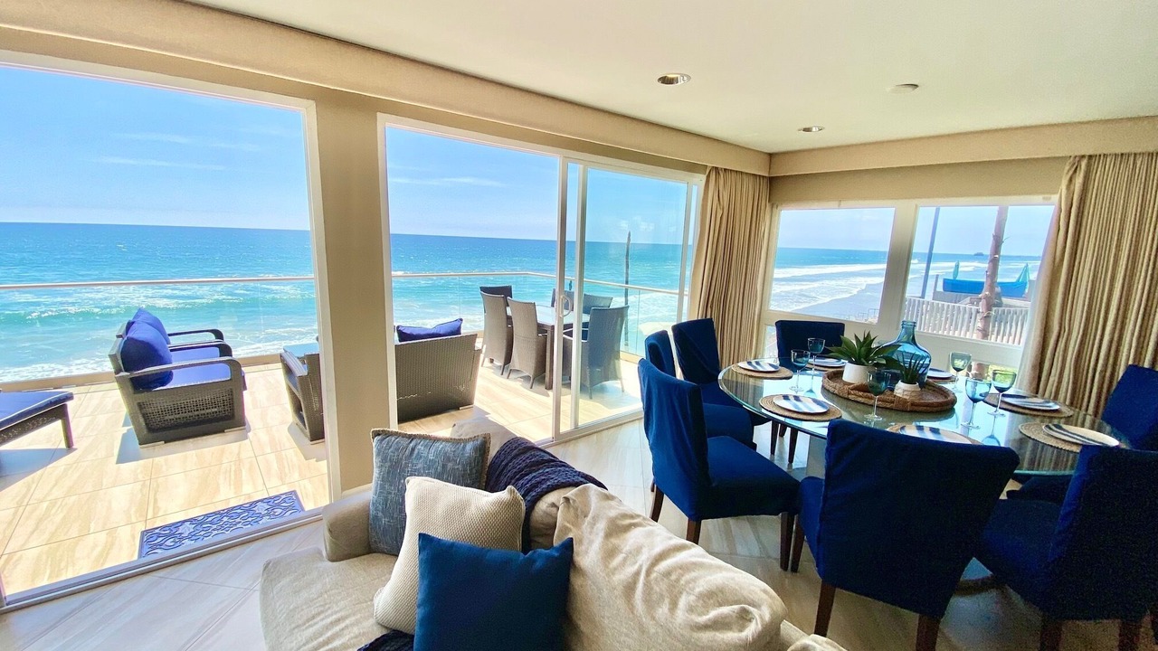 Photo of Livingroom in South Oceanside