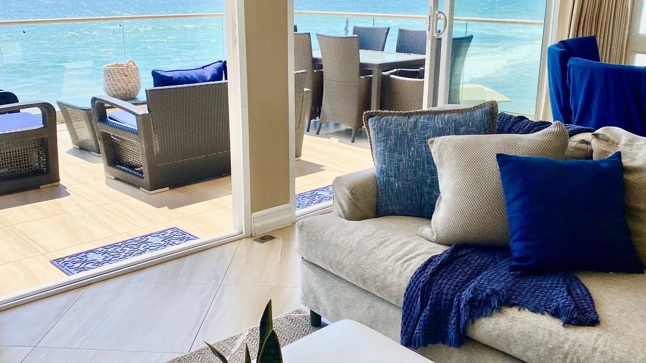 Photo of Livingroom in South Oceanside