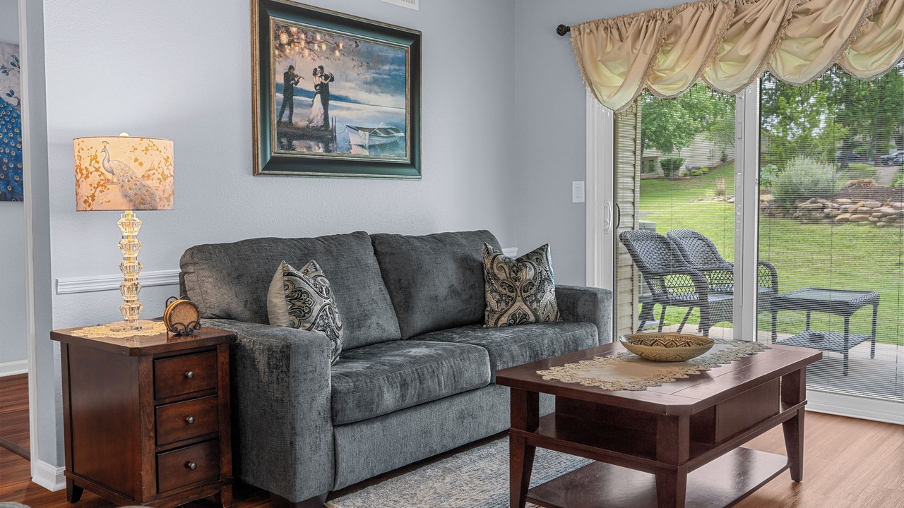 Photo of Livingroom in Table Rock