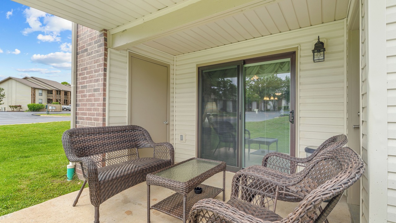 Photo of Patio Balcony in Table Rock