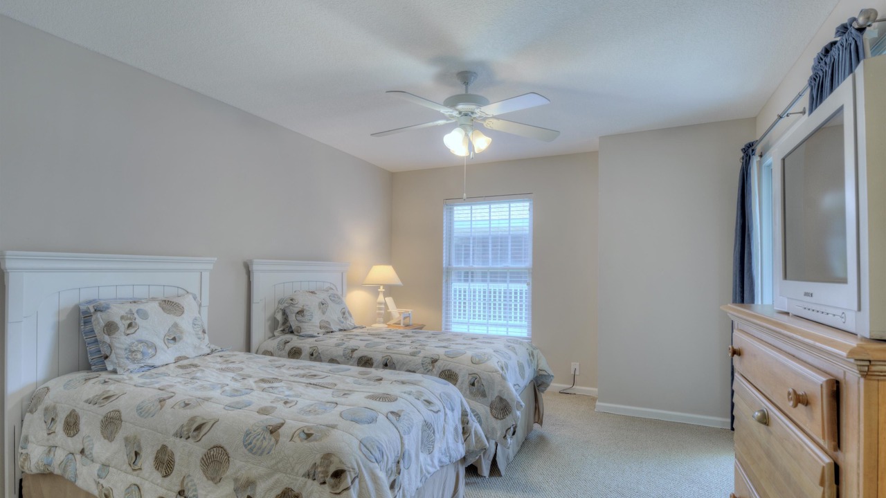 Photo of Bedroom in Demere Park