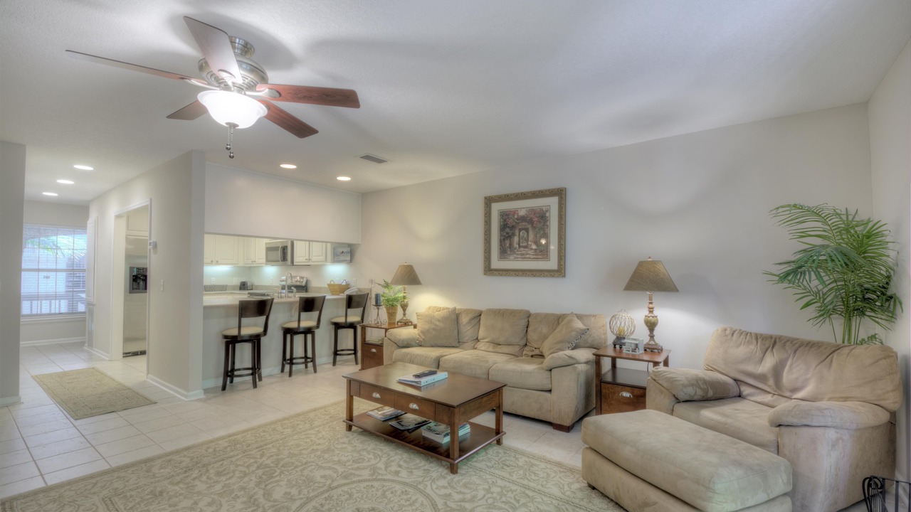 Photo of Livingroom in Demere Park