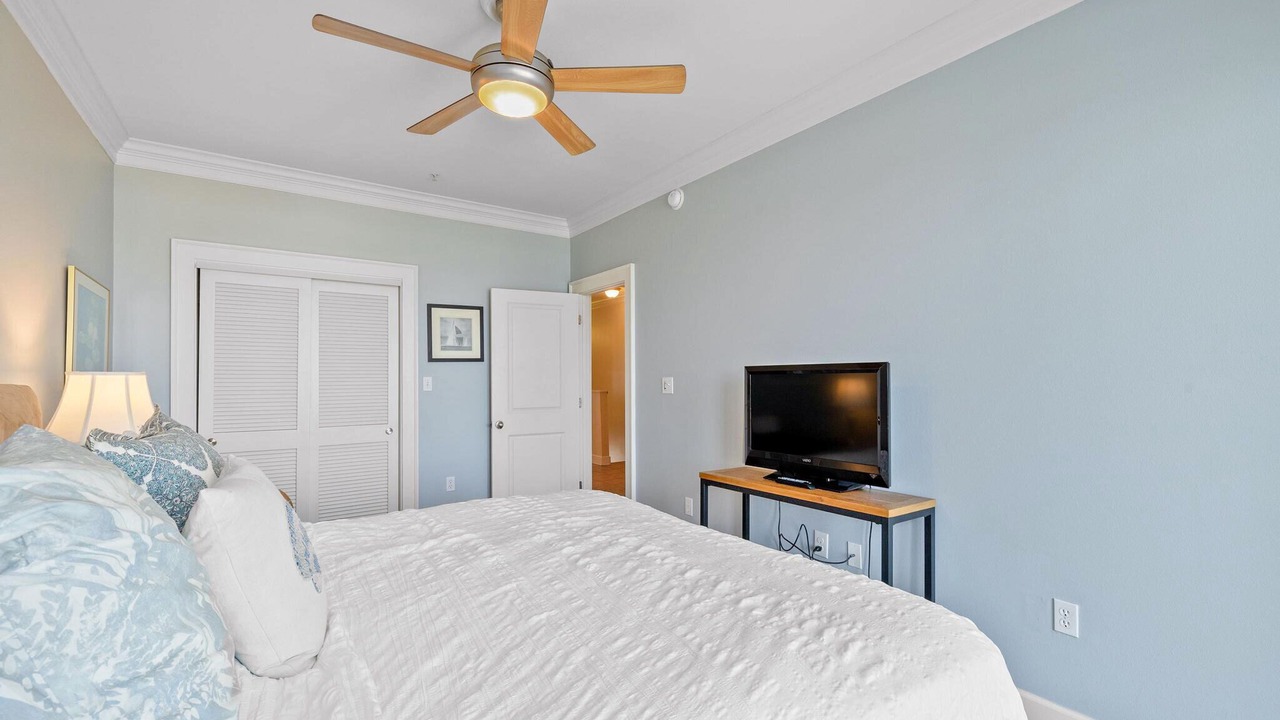 Photo of Bedroom in White Sands