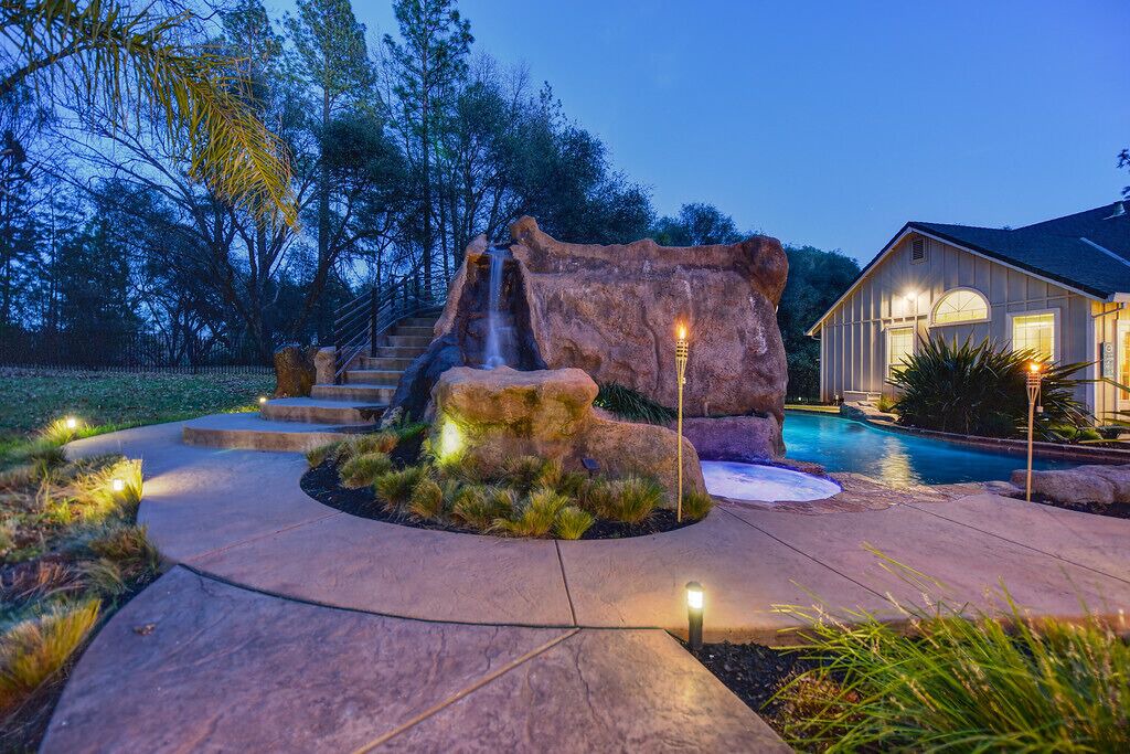 Photo of Outdoor in Auburn