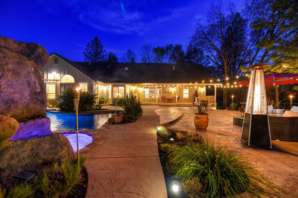 Photo of Outdoor in Auburn