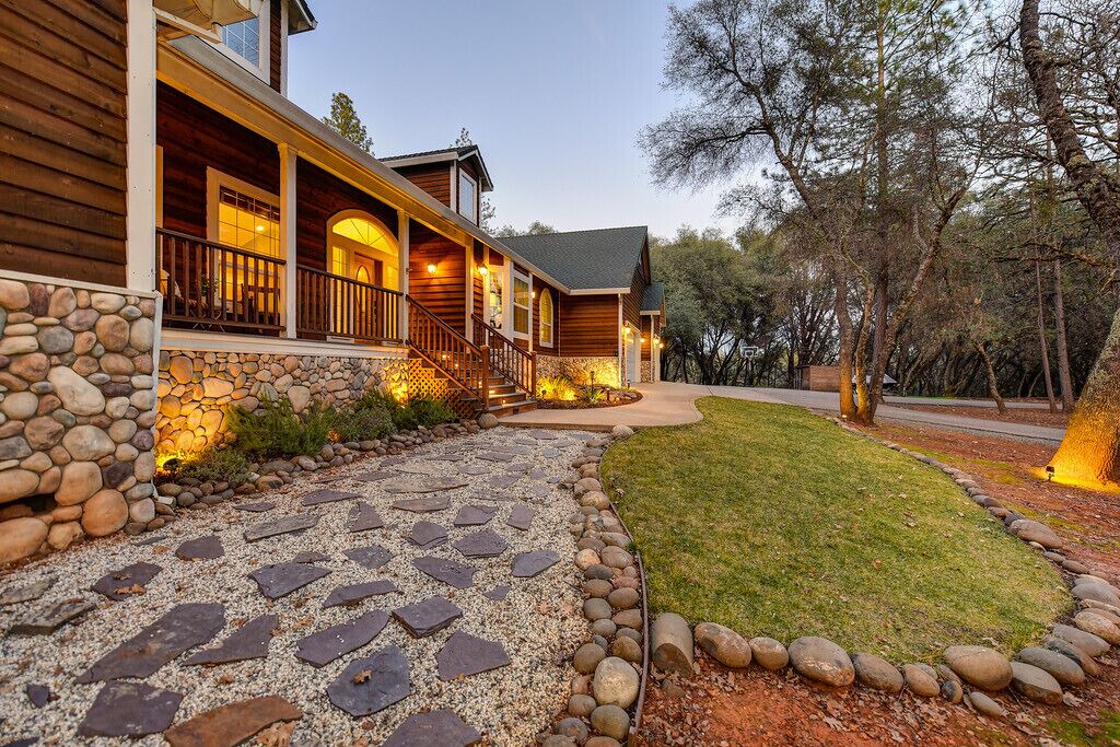 Photo of Outdoor in Auburn