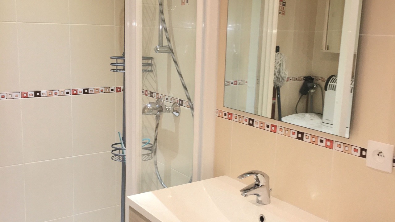 Photo of Bathroom in Donville-les-Bains