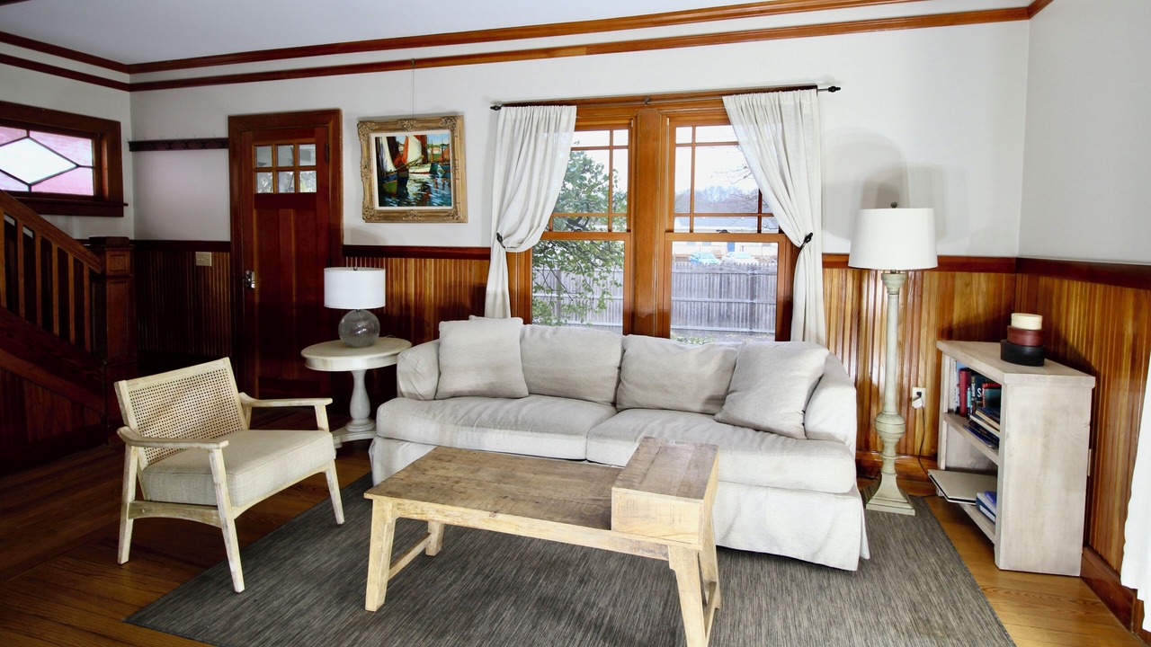 Photo of Livingroom in Stonington