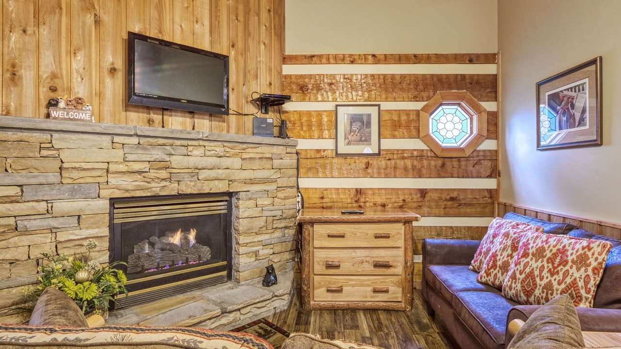 Photo of Bedroom in Gatlinburg