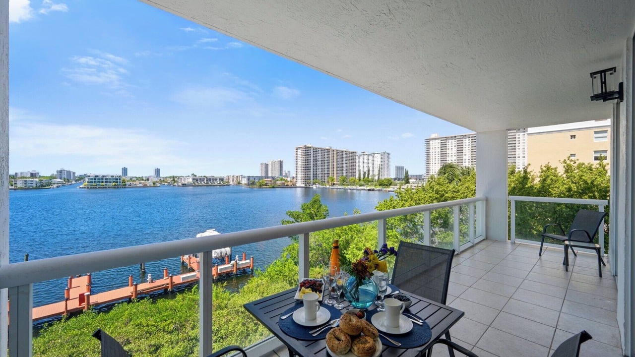 Photo of Outdoor in Sunny Isles Beach