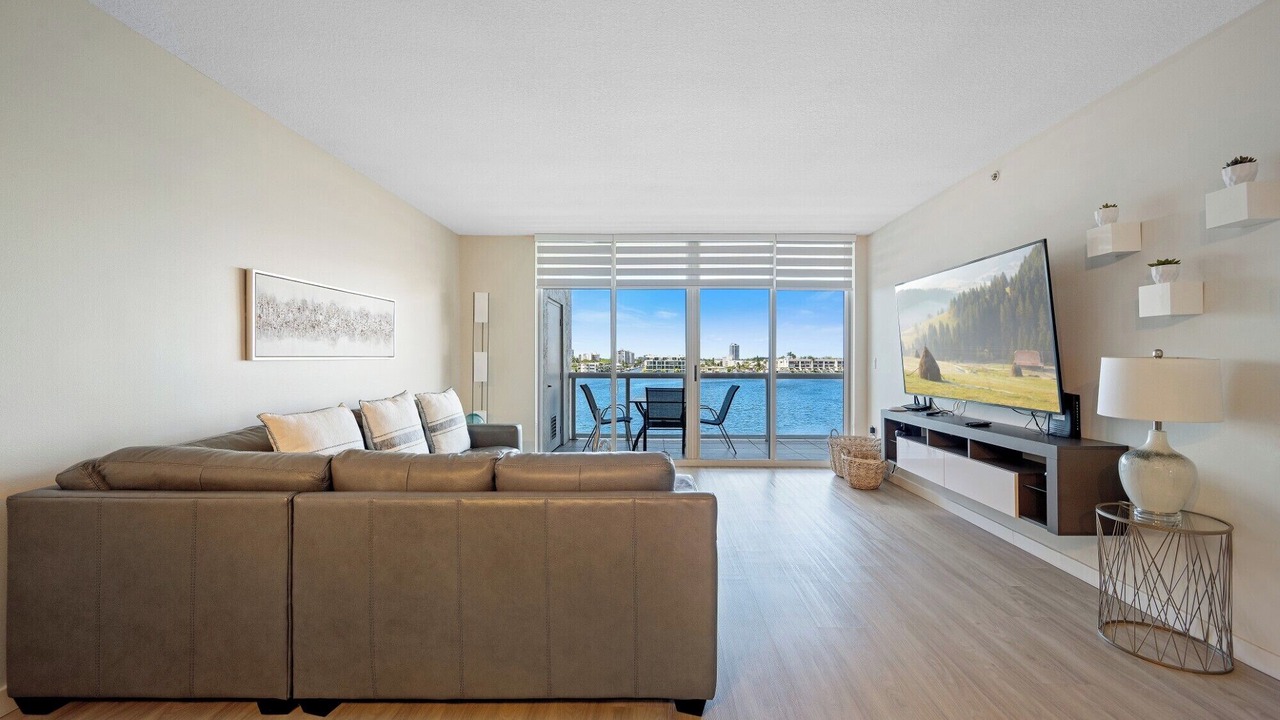 Photo of Livingroom in Sunny Isles Beach