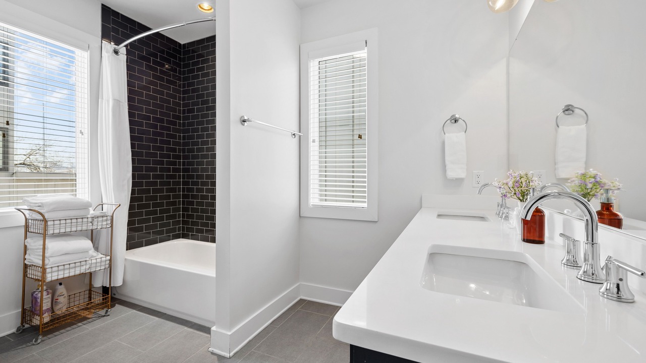 Photo of Bathroom in Edgehill