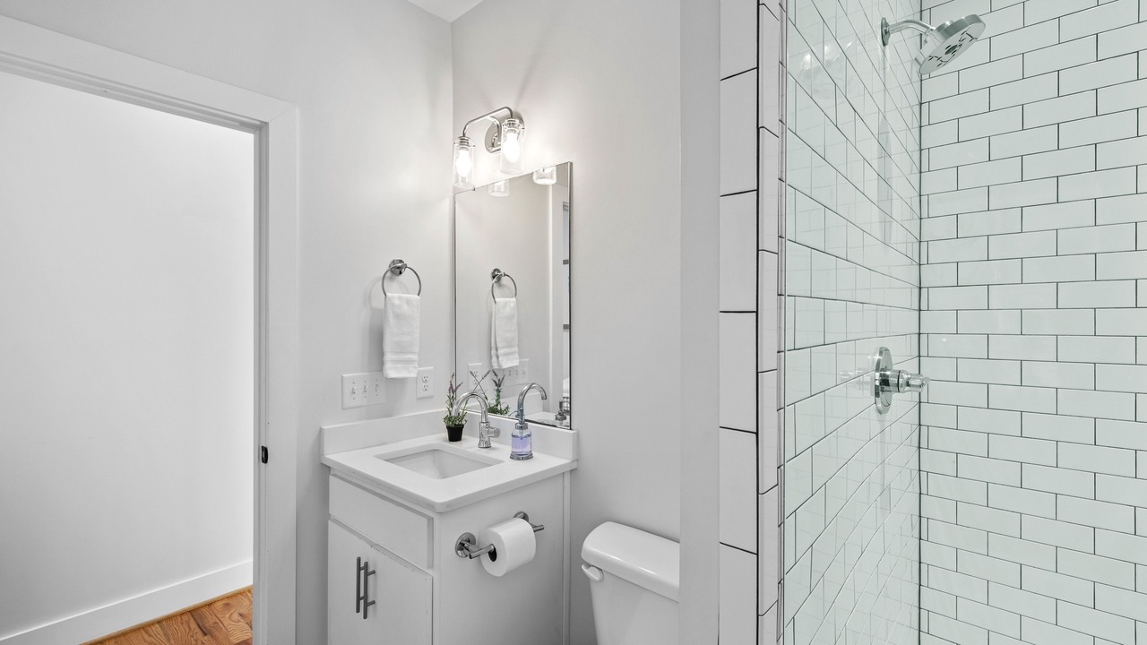 Photo of Bathroom in Edgehill