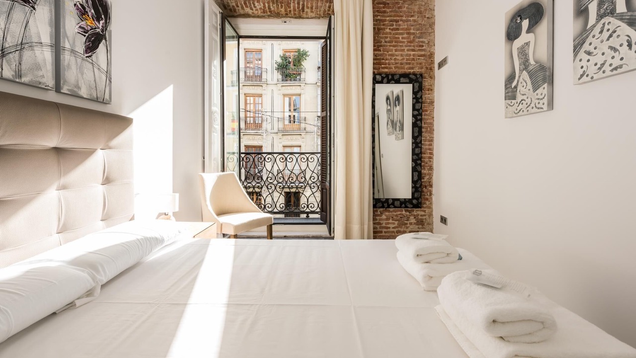Photo of Bedroom in Sol