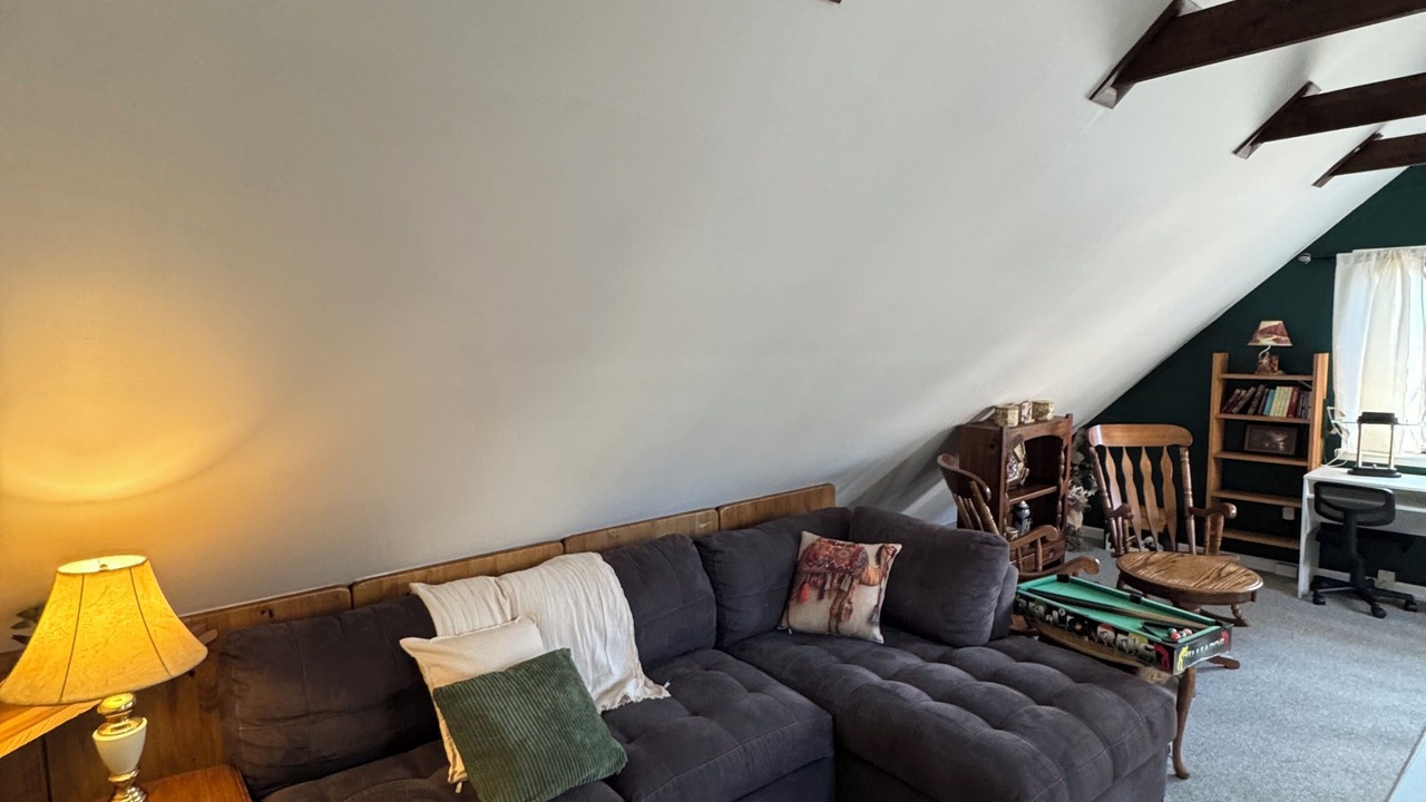 Photo of Livingroom in Tobyhanna