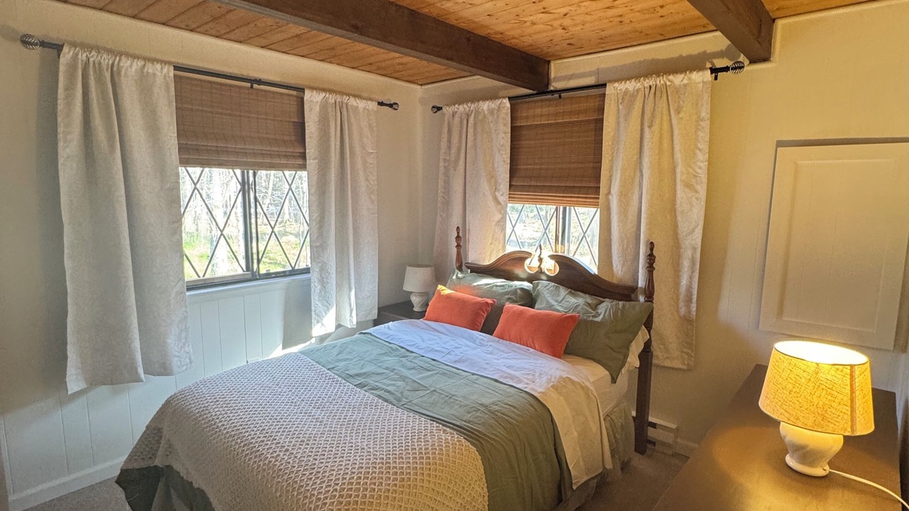Photo of Bedroom in Tobyhanna