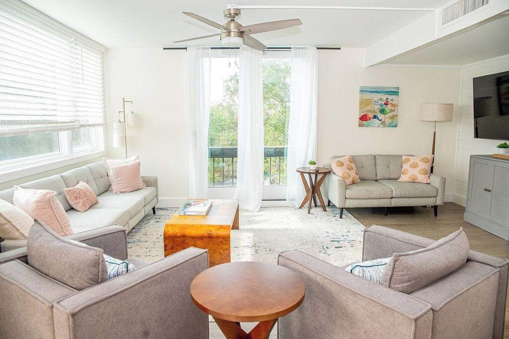 Photo of Livingroom in Fernandina Beach