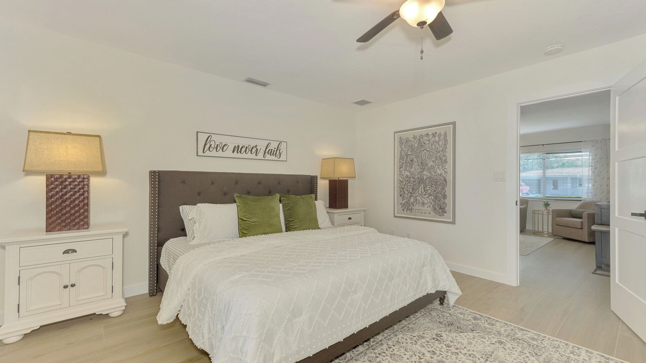 Photo of Bedroom in Arlington Park