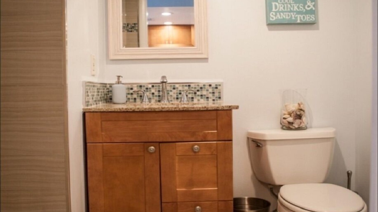 Photo of Bathroom in Islamorada