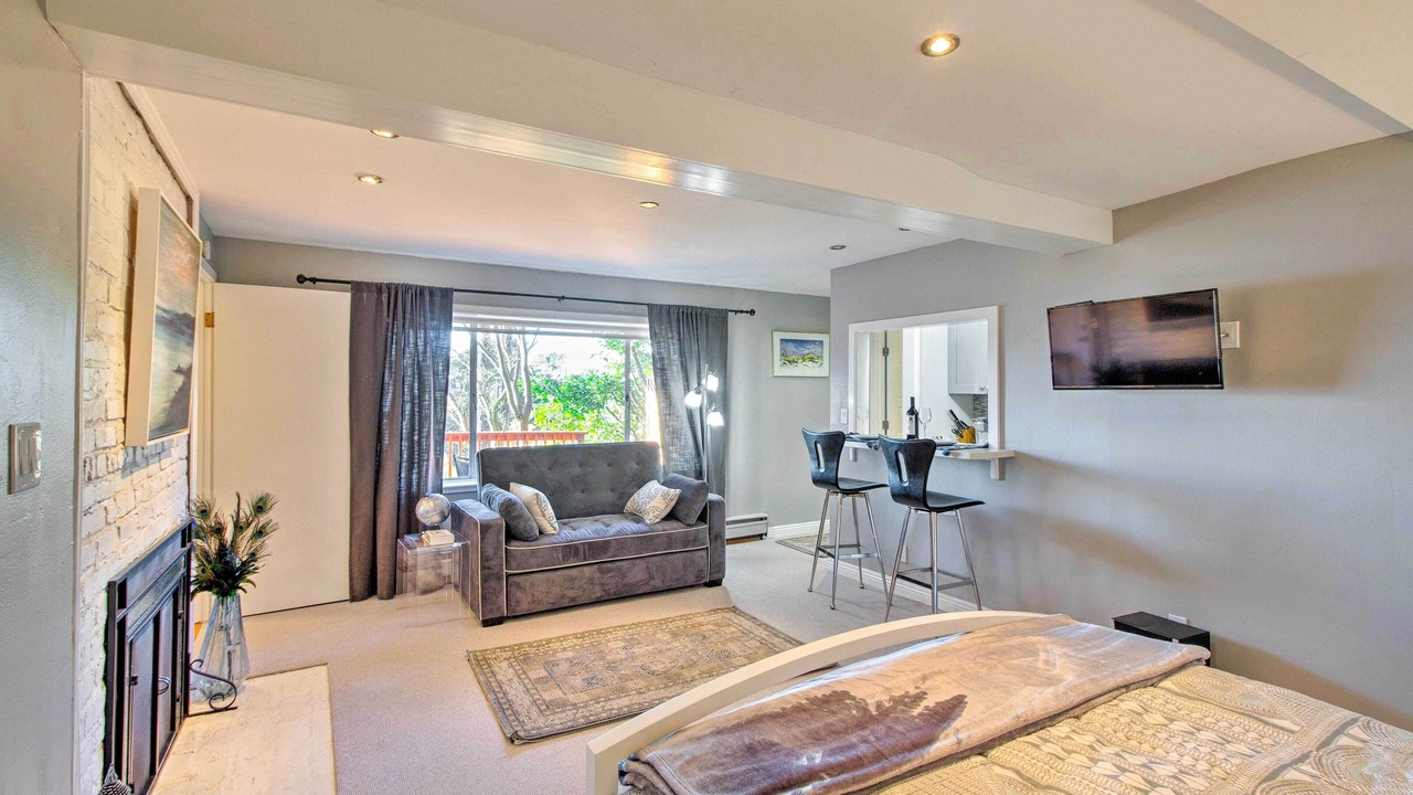 Photo of Others in Point Richmond