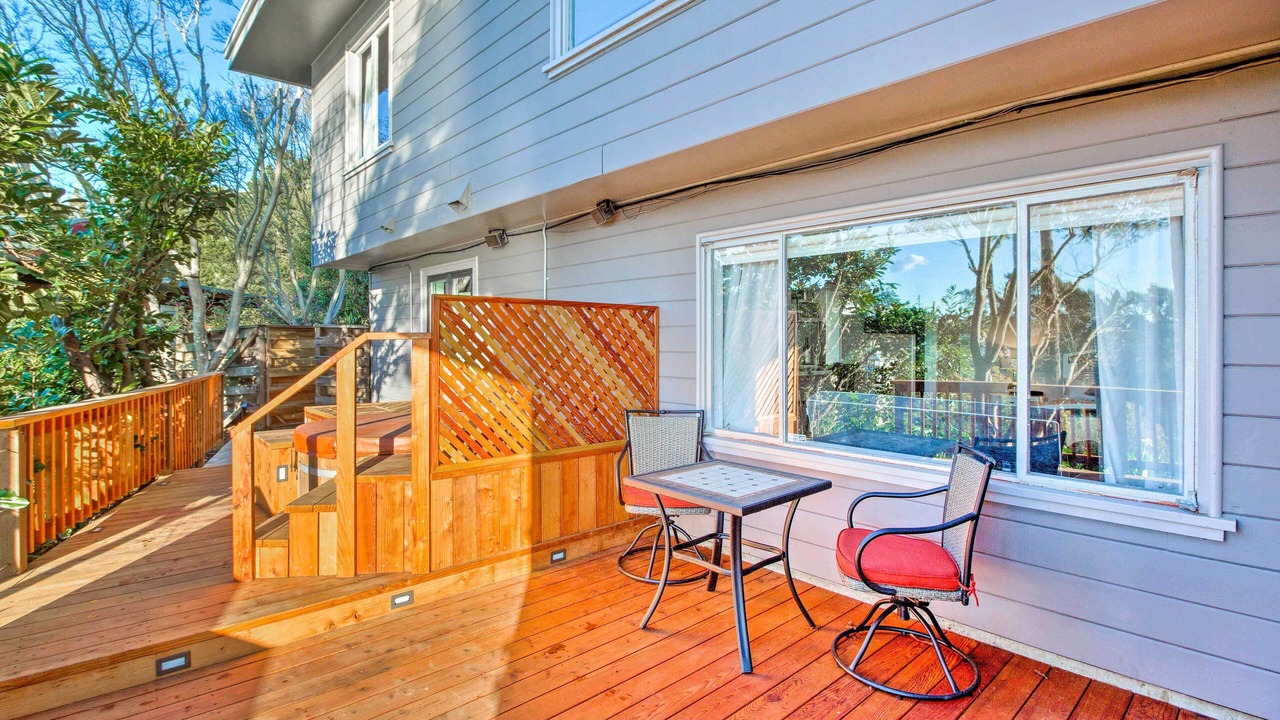 Photo of Patio Balcony in Point Richmond