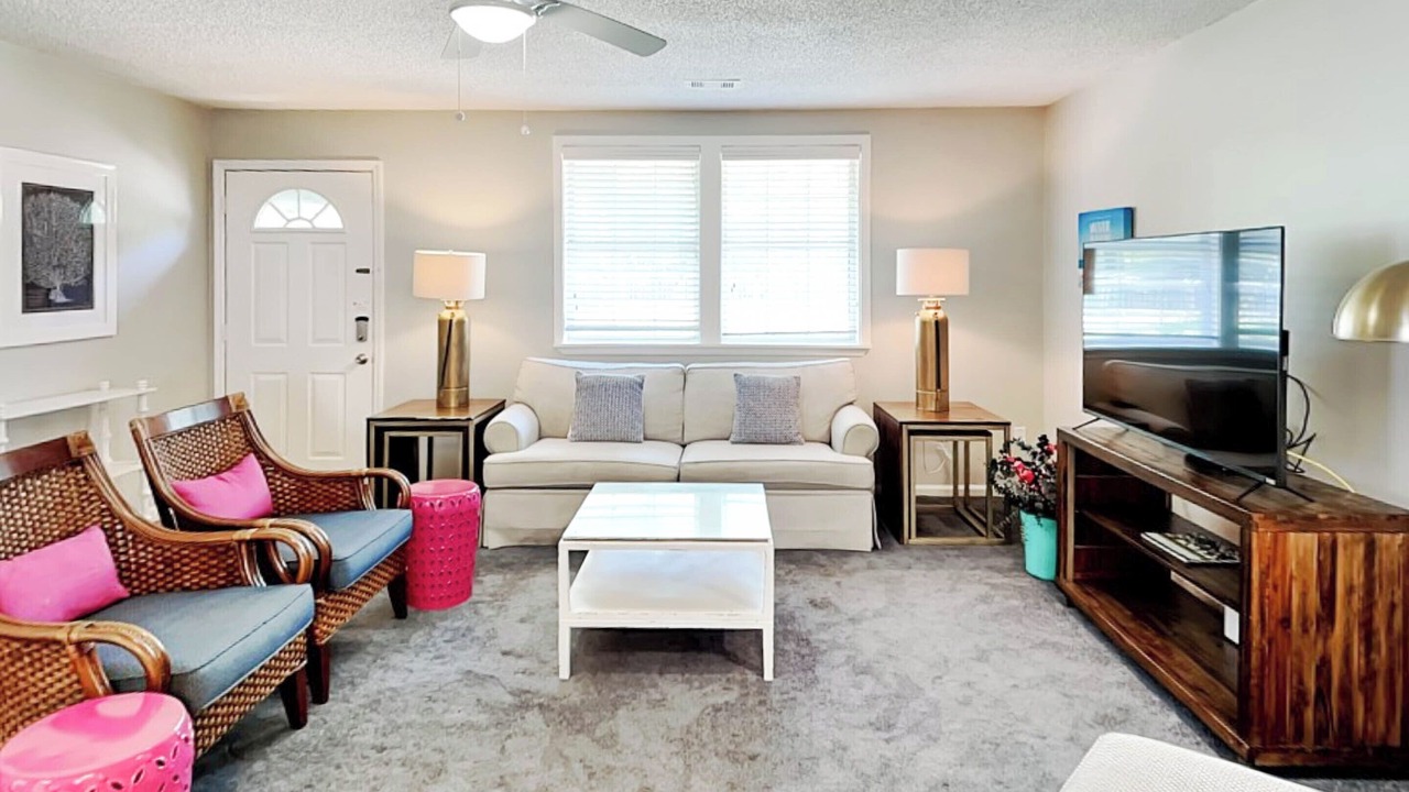 Photo of Livingroom in Tybee Island