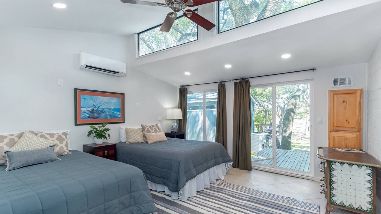 Photo of Outdoor in Yacht Harbor