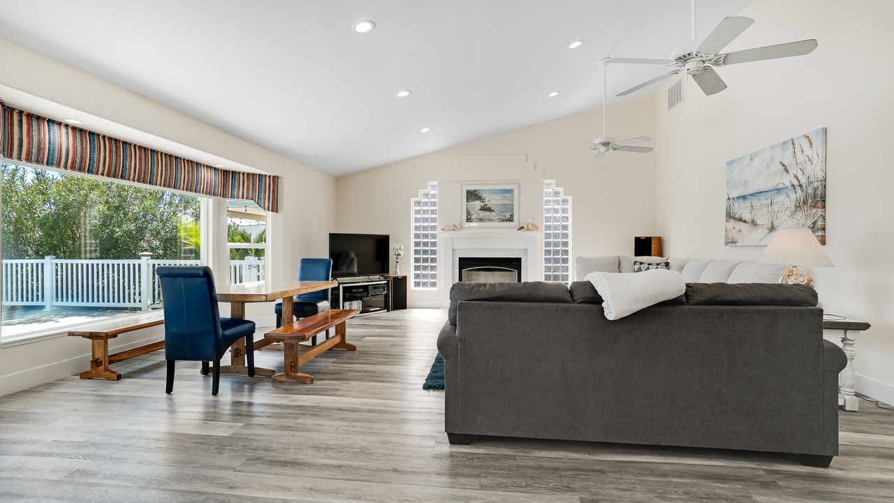 Photo of Bedroom in Discovery Bay