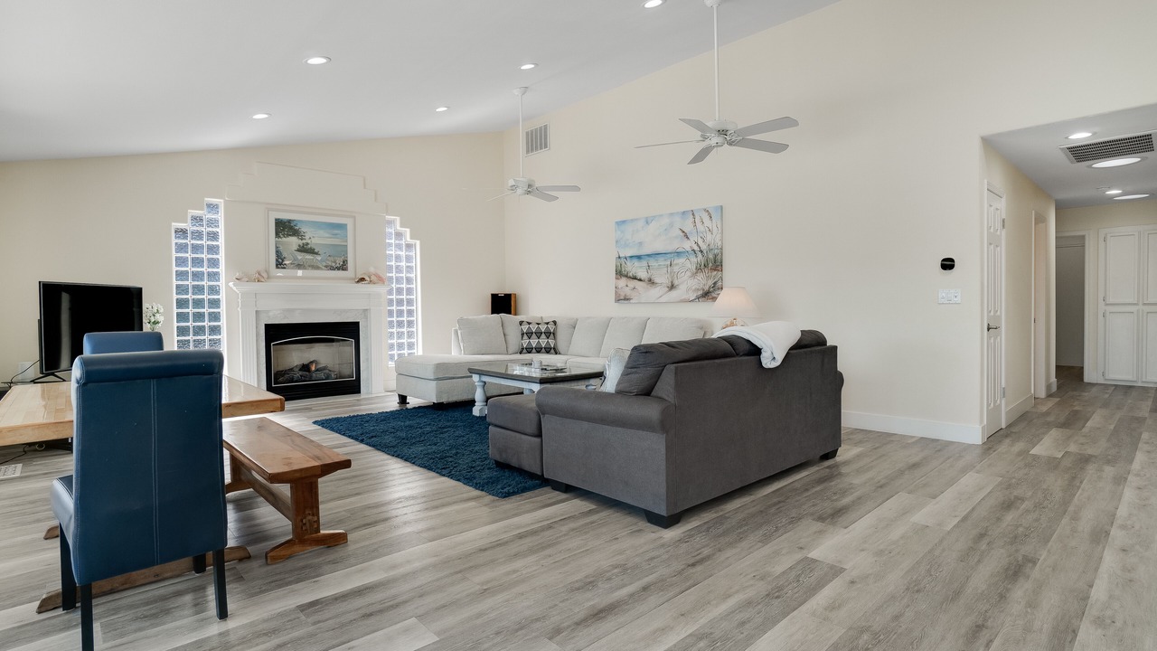 Photo of Livingroom in Discovery Bay