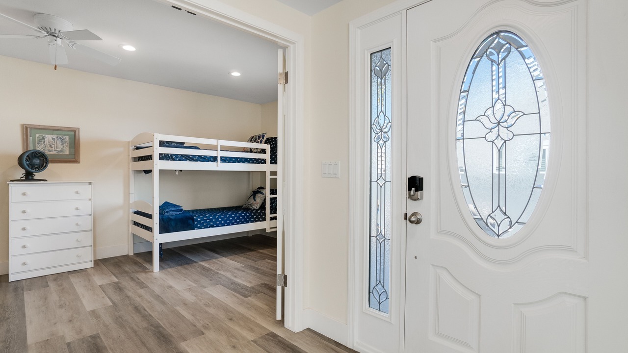 Photo of Bedroom in Discovery Bay