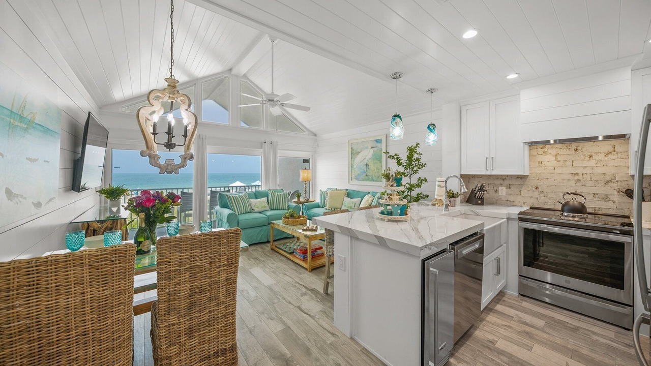 Photo of Bedroom in Holmes Beach