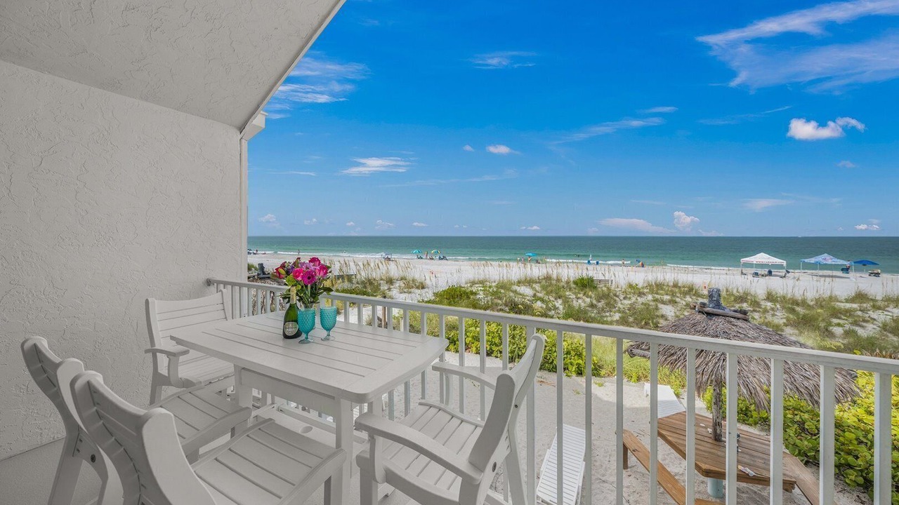 Photo of Patio Balcony in Holmes Beach