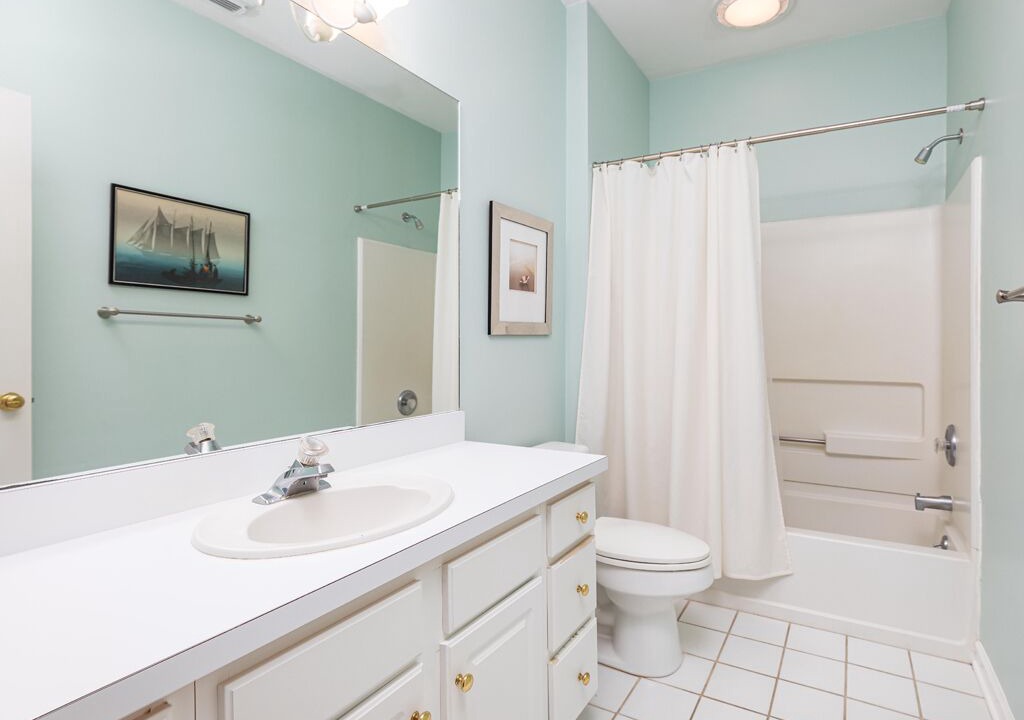 Photo of Bathroom in Tybee Island