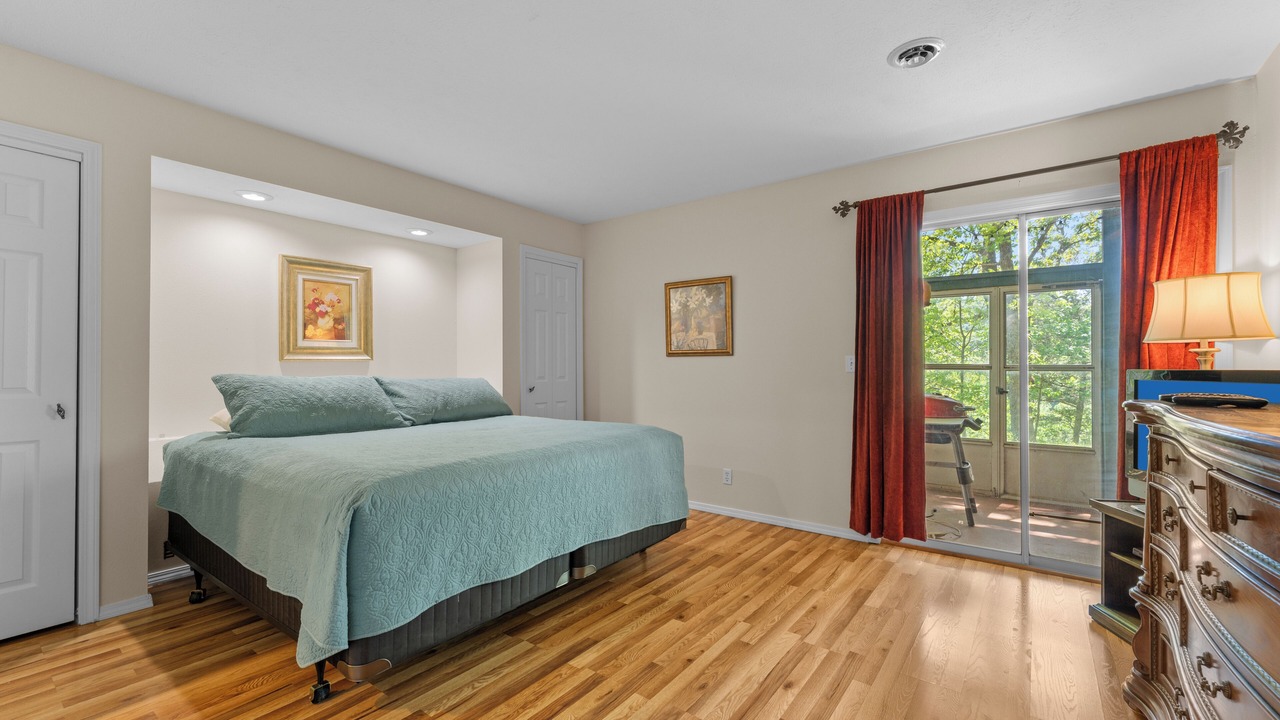 Photo of Bedroom in Table Rock